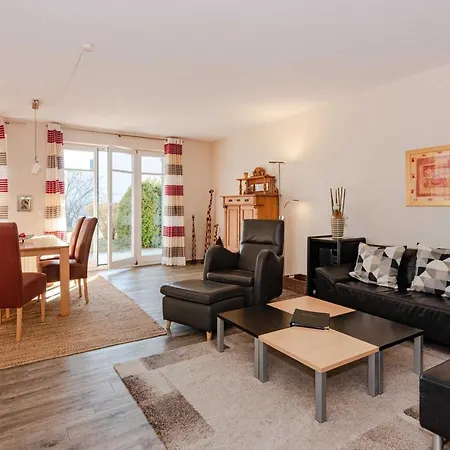 Residenz Bellevue, 40, Meeresglueck 아파트 치노비츠